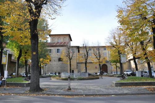 Alla scoperta di Prato - P.zza S. Niccolò